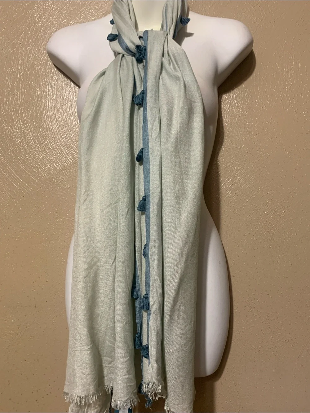 Vivante scarf style